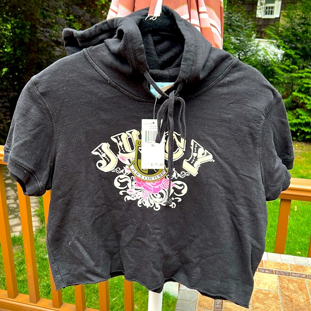 NWT Juicy Hooded midriff sweatshirt. Black fleece. Size XL